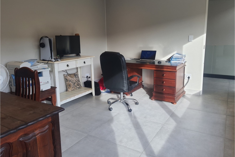3 Bedroom Property for Sale in Dana Bay Western Cape
